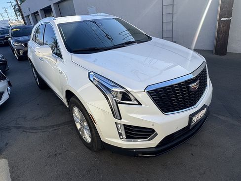 Used 2023 Cadillac XT5 Luxury FWD image 2