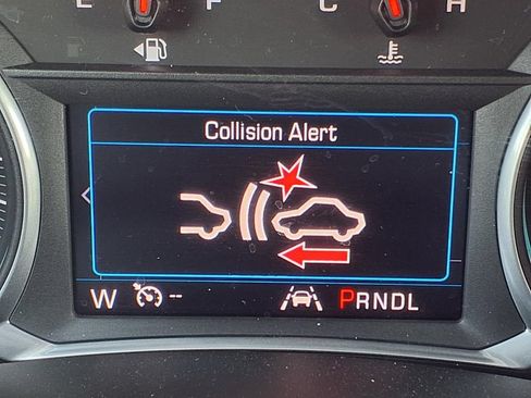 Used 2021 Chevrolet Equinox LT FWD image 15