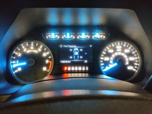 Used 2018 Ford F150 XLT w/ Equipment Group 302A Luxury image 23