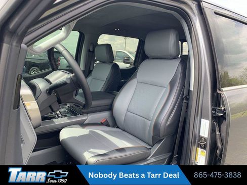 Used 2025 Ford F150 Lariat w/ Equipment Group 501A Mid AWD/4WD image 13