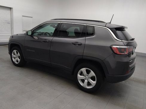Used 2020 Jeep Compass Latitude w/ Popular Equipment Group AWD/4WD image 3