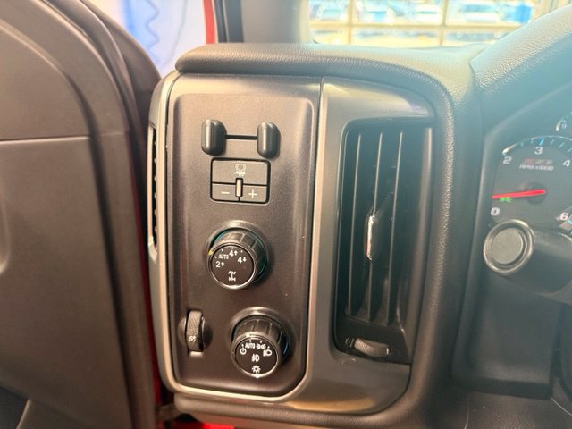 Used 2015 Chevrolet Silverado 1500 LT w/ All Star Edition AWD/4WD image 17