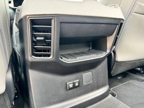 Used 2026 Toyota Tundra Limited AWD/4WD image 28