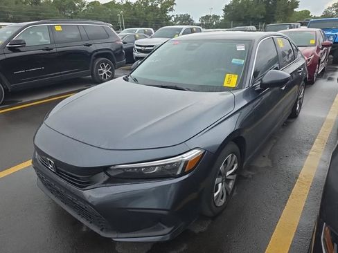 Used 2023 Honda Civic LX image 5