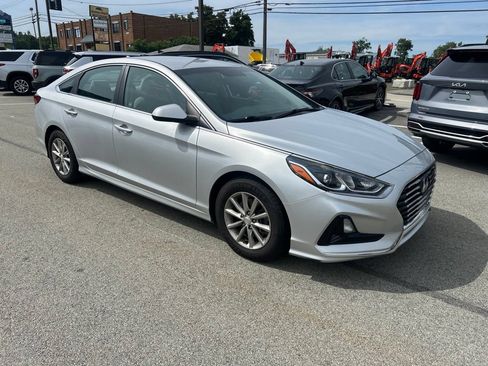 Used 2018 Hyundai Sonata SE FWD image 1
