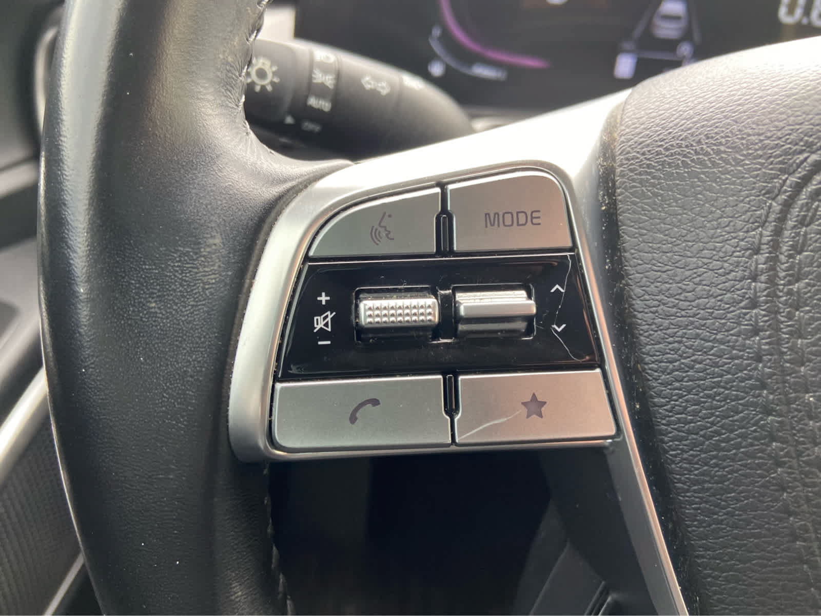 Used 2024 Kia Telluride S FWD image 25