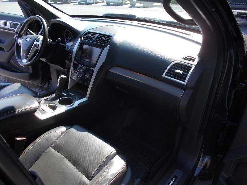 Used 2014 Ford Explorer Sport w/ Equipment Group 401A AWD/4WD image 21