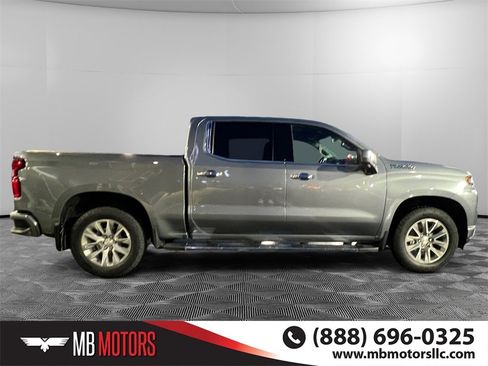 Used 2020 Chevrolet Silverado 1500 High Country image 2