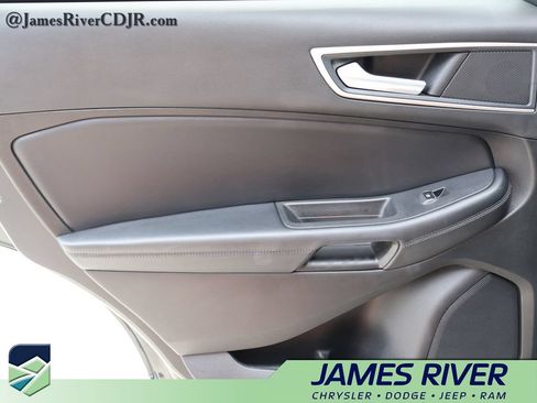 Used 2024 Ford Edge SEL w/ Convenience Package AWD/4WD image 16