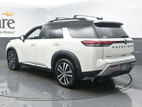 Used 2023 Nissan Pathfinder Platinum image 35