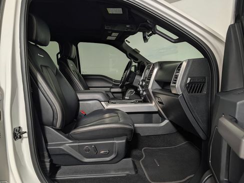 Certified 2019 Ford F150 Platinum w/ Equipment Group 701A Luxury AWD/4WD image 12