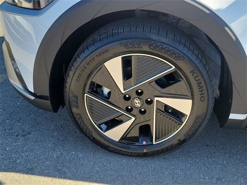 New 2026 Hyundai Ioniq 5 SE image 22
