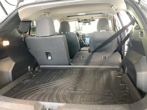 Used 2024 Subaru Crosstrek 2.0i Premium image 27