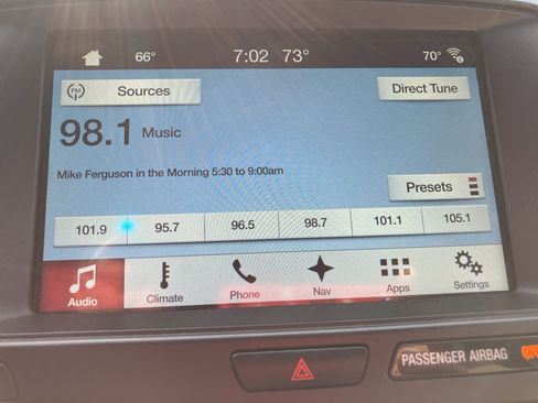 Used 2017 Ford Explorer XLT w/ Equipment Group 202A AWD/4WD image 16