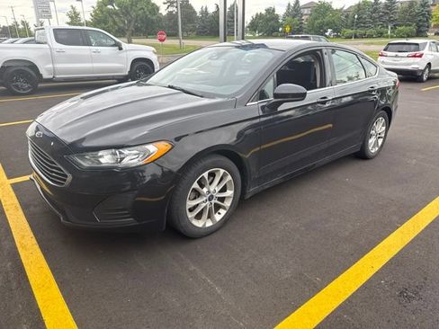 Used 2019 Ford Fusion SE FWD image 1