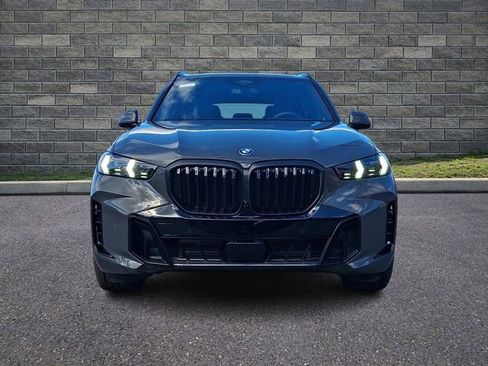 New 2026 BMW X5 xDrive50e image 2