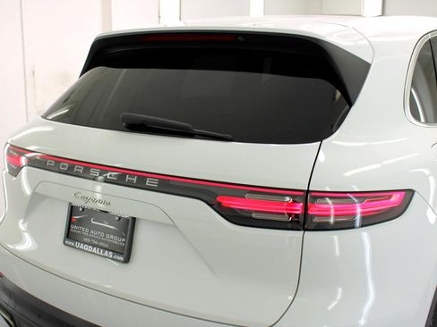 Used 2019 Porsche Cayenne image 19