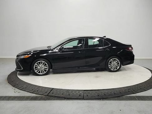 Used 2024 Toyota Camry XLE w/ Cold Weather Package AWD/4WD image 4