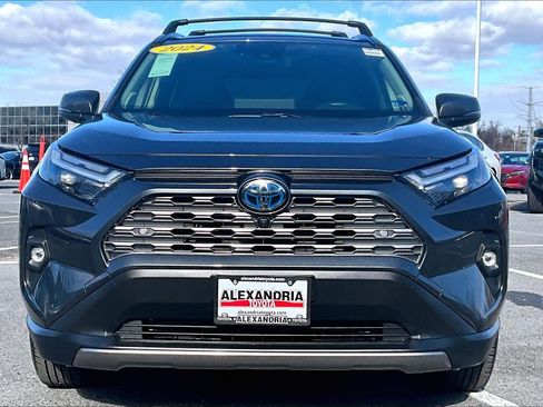 Used 2024 Toyota RAV4 Limited image 3