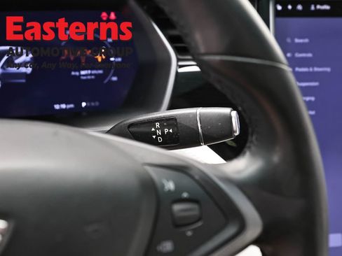 Used 2018 Tesla Model X 75D AWD/4WD image 16