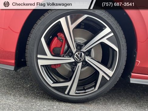 New 2025 Volkswagen GTI SE image 15