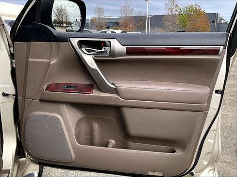 Used 2012 Lexus GX 460 image 20