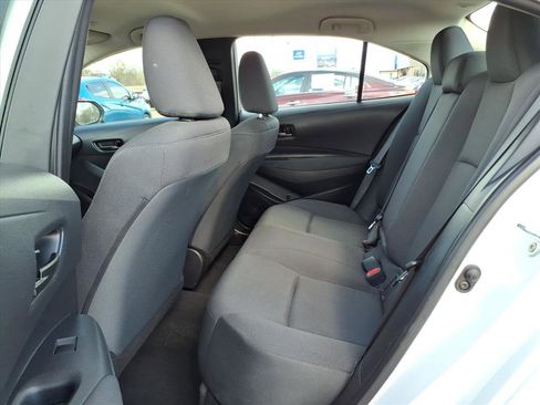 Used 2024 Toyota Corolla LE image 9