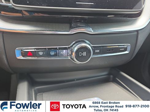 Used 2026 Volvo XC60 B5 Ultra w/ Protection Package Premier AWD/4WD image 23