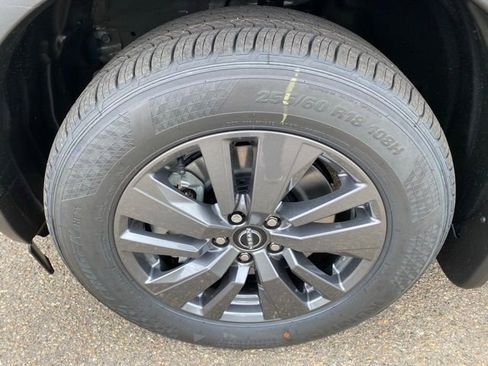 New 2026 Nissan Pathfinder SV image 29