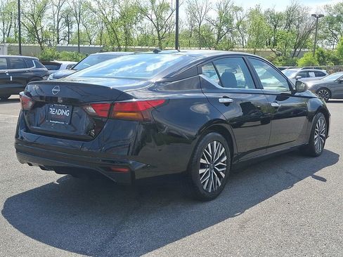 Used 2025 Nissan Altima 2.5 SV FWD image 5