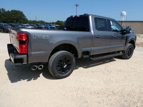 New 2026 Ford F250 Lariat w/ Black Appearance Package AWD/4WD image 4
