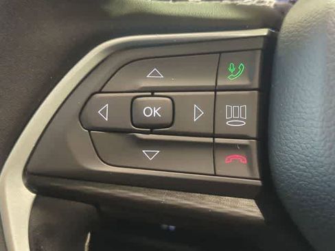 New 2025 Jeep Grand Cherokee L Altitude image 25