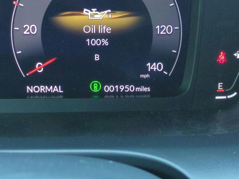 Certified 2025 Acura ADX A-Spec image 27