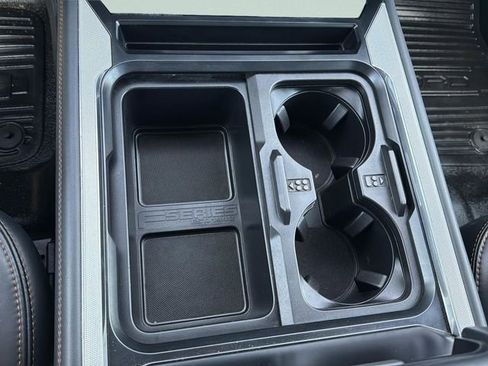 Used 2024 Ford F250 Platinum image 30