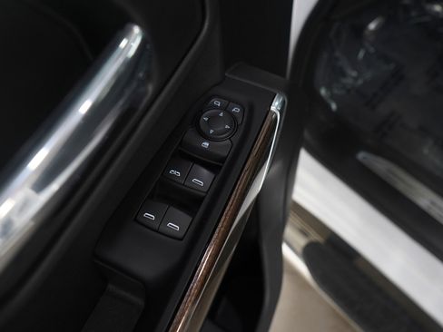 Used 2019 Chevrolet Silverado 1500 LT w/ All-Star Edition image 21