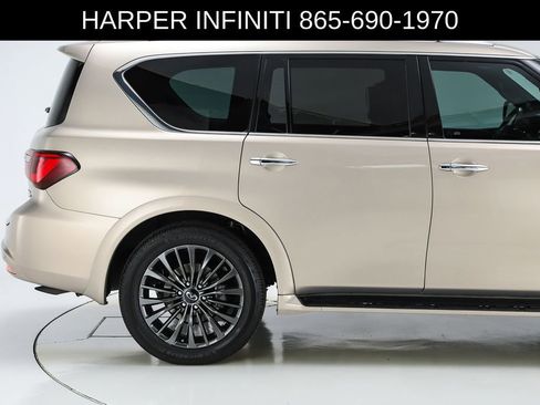 Used 2023 INFINITI QX80 4WD image 12