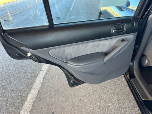 Used 2005 Honda Civic LX image 17