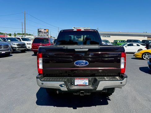 Used 2019 Ford F250 XLT w/ XLT Premium Package AWD/4WD image 4