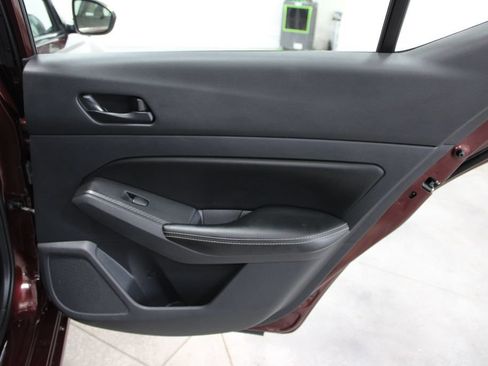 Used 2024 Nissan Altima 2.5 SV FWD image 29