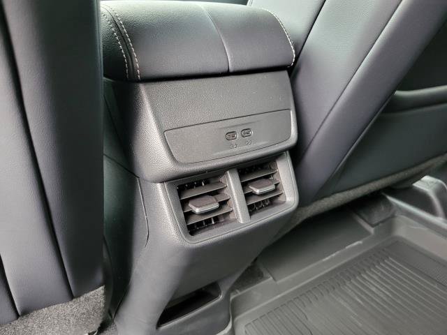 New 2027 GMC Terrain Elevation w/ Elevation Premium Package AWD/4WD image 31