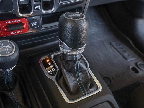 Used 2023 Jeep Wrangler Unlimited Rubicon 4xe AWD/4WD image 21