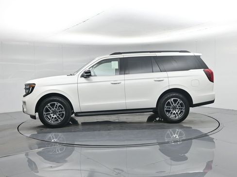 New 2026 Ford Expedition Active image 30
