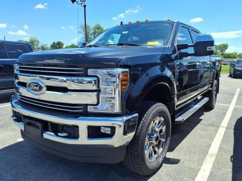 Certified 2019 Ford F350 Lariat w/ Lariat Ultimate Package AWD/4WD image 4