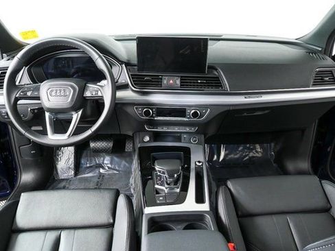 Used 2025 Audi Q5 2.0T Premium w/ Convenience Plus Package image 17
