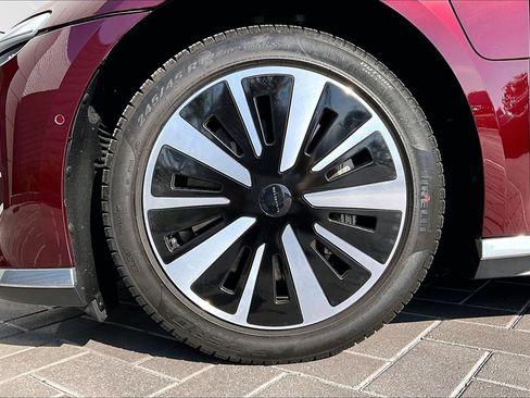 Used 2023 Lucid Air Pure AWD/4WD image 9