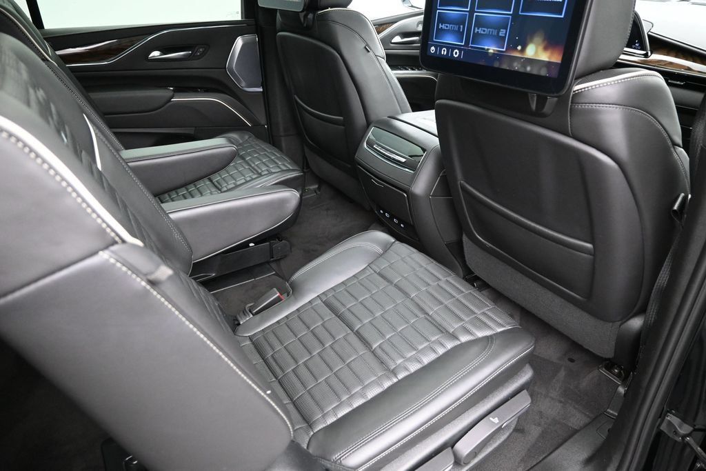 Certified 2023 Cadillac Escalade ESV Sport Platinum w/ LPO, ONYX Package AWD/4WD image 33