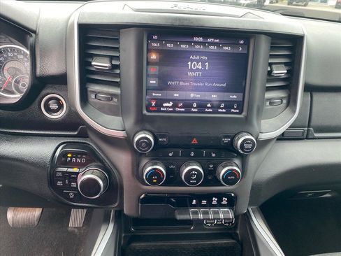 Used 2020 RAM 1500 Big Horn AWD/4WD image 11