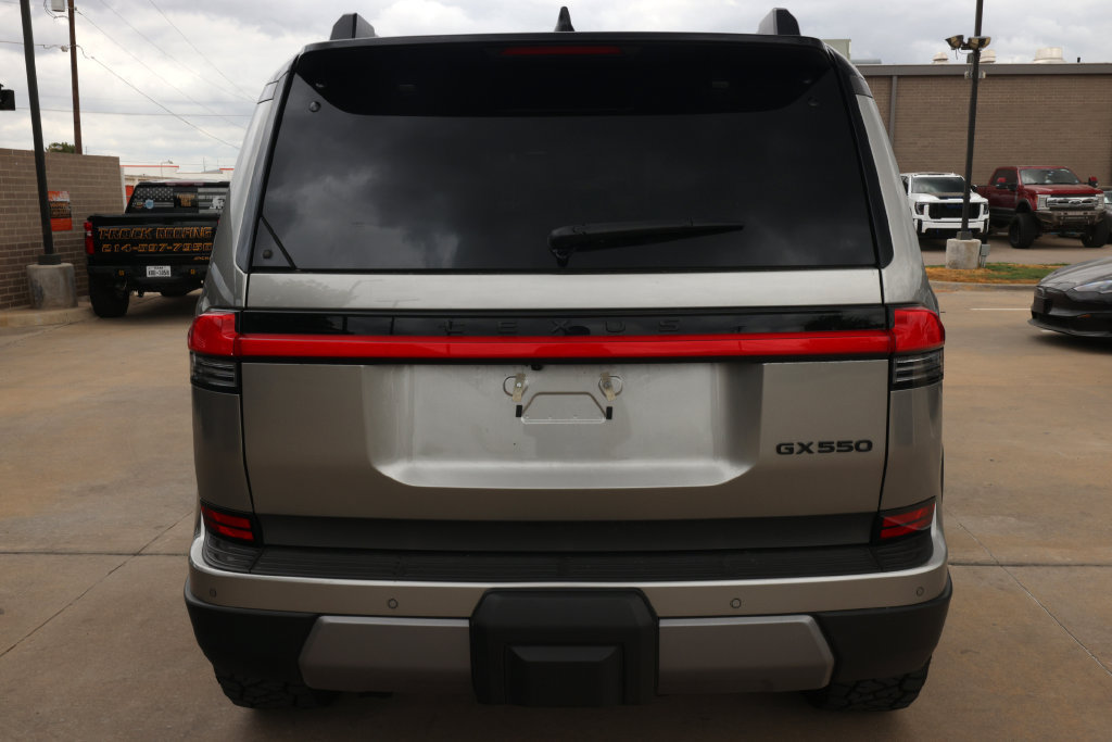 Used 2026 Lexus GX 550 AWD/4WD image 6