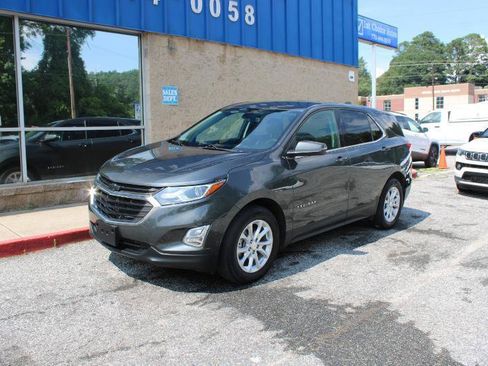 Used 2018 Chevrolet Equinox LT FWD image 3