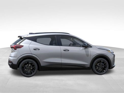 New 2027 Chevrolet Bolt RS w/ Technology Package FWD image 5